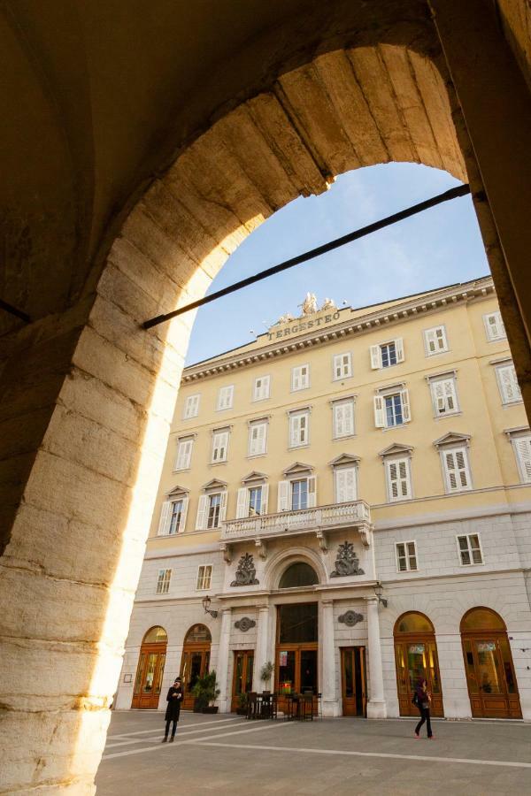 Tergesteo Palace Suite Τεργέστη Εξωτερικό φωτογραφία